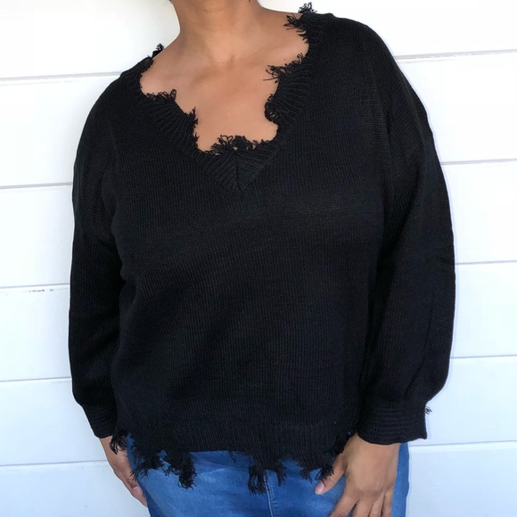 ๐ฅHP! New Distressed Sweater - Picture 4 of 6